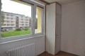 slunného panelákového bytu 1+1 v domě Březinova 49, Jihlava  (1)